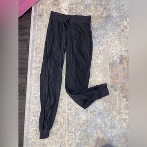 Lululemon dance studio jogger